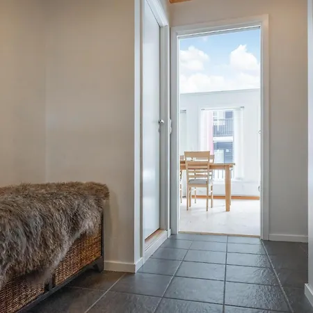 Apartment In With Wifi Tjorhom